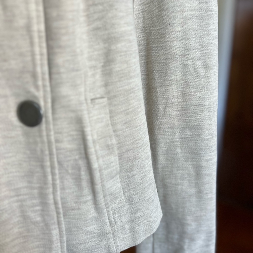 CAbi Charlie Double Breasted Moto Coat Jacket Oatmeal Brown Cream 3028 Sz M - Picture 10 of 11